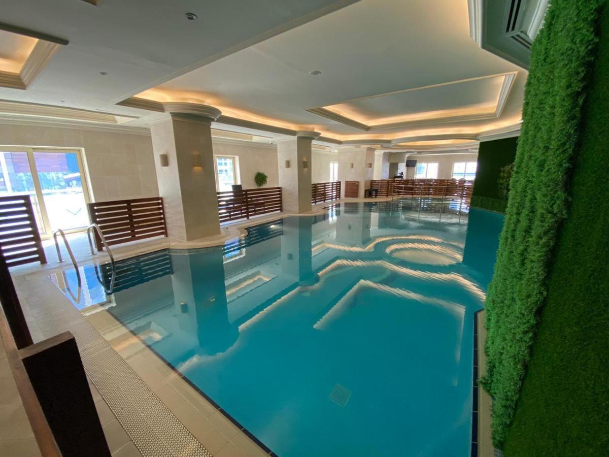 Magnum Hotel & Suites West Bay Doha Buitenkant foto