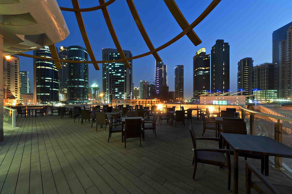 Magnum Hotel & Suites West Bay Doha Buitenkant foto