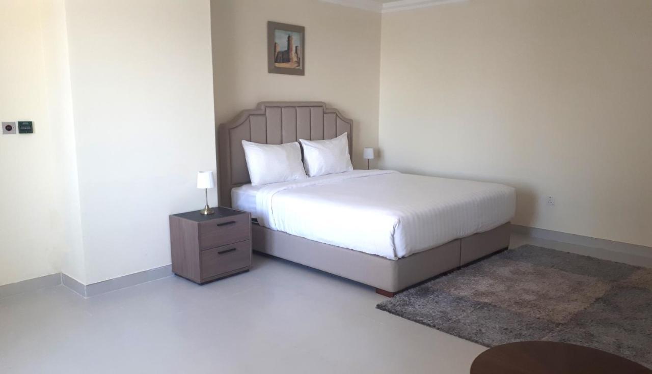 Magnum Hotel & Suites West Bay Doha Buitenkant foto