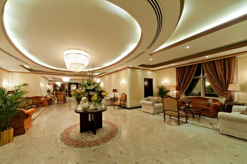 Magnum Hotel & Suites West Bay Doha Buitenkant foto