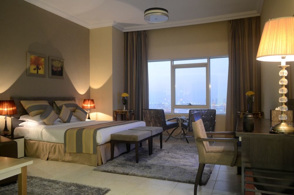Magnum Hotel & Suites West Bay Doha Buitenkant foto